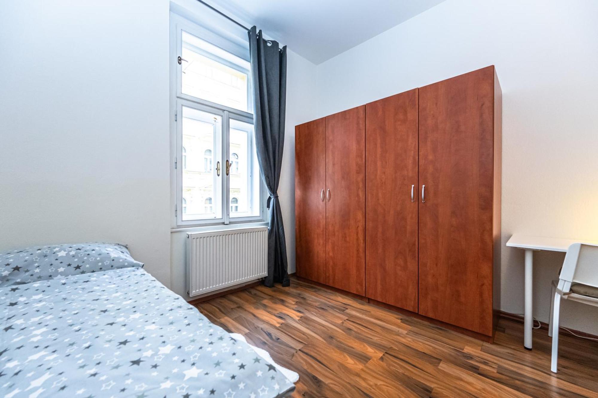 Apartments Kamenicka 23 Prag Exterior foto
